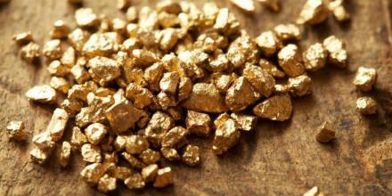 El precio del oro superó los $ 3.330 por onza