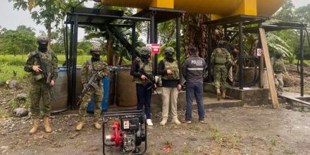 Sucumbíos: El Ejército decomisó 6.000 galones de diésel Sucumbíos: El Ejército decomisó 6.000 galones de diésel