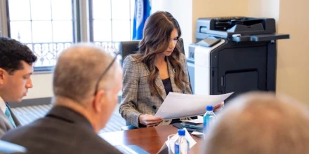 Kristi Noem prevé llegar a Ecuador en medio de agenda de cooperación en seguridad