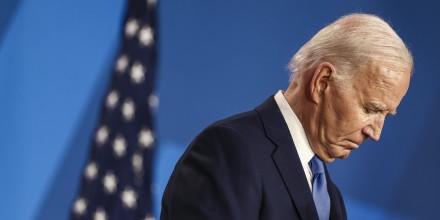 Biden abandona la carrera presidencial y da su apoyo a Kamala Harris