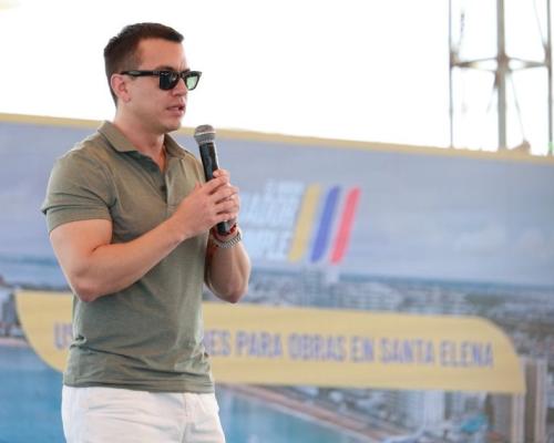 En ese tiempo, las funciones presidenciales serán delegadas a la vicepresidenta, María José Pinto