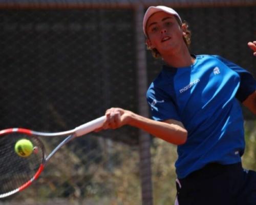 Con 16 años, Emilio Camacho es el jugador más joven convocado a esta fase del torneo