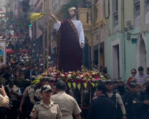 Descubre cuántos colombianos comparten nombre con el protagonista de la Semana Santa. Cifras oficiales de la Registraduría sobre el nombre Jesús y sus combinaciones.
