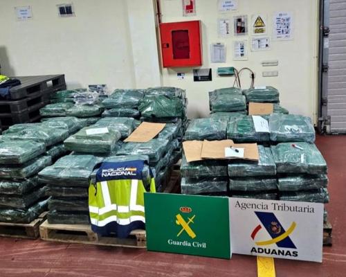 La operación fue llevada a cabo por funcionarios de la Agencia Tributaria y agentes de la Guardia Civil y de la Policía