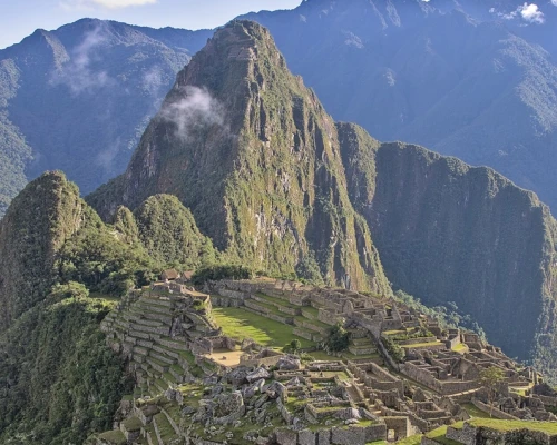 La misión utilizará radares de última generación para estudiar los efectos del cambio climático sobre los glaciares andinos, los humedales amazónicos y los bosques tropicales del Perú.