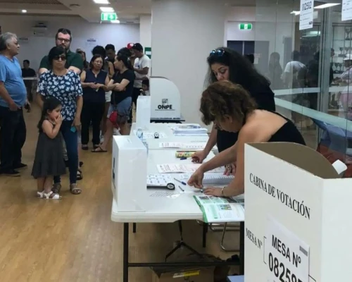 Miles de electores deberán verificar sus locales de sufragio tras cambios dispuestos por las autoridades electorales.