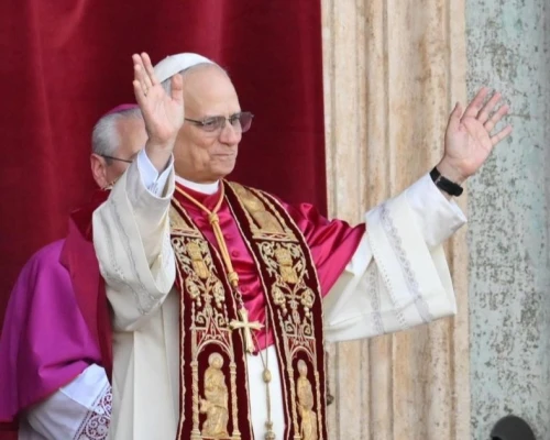 Fieles y delegaciones peruanas continúan llevando al Vaticano símbolos culturales, religiosos y gastronómicos que fortalecen el vínculo del pontífice con el Perú.