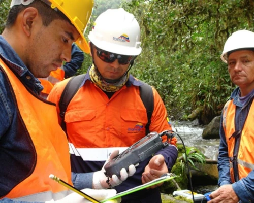 La nueva resolución excluye a las concesiones en exploración, cambia la fórmula de cobro e incluye a unas 300 plantas de beneficio.