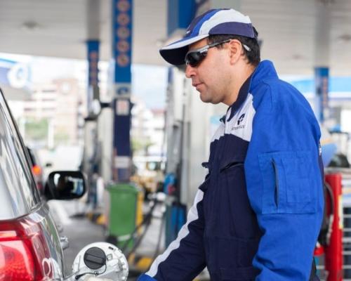 El galón de gasolina extra y ecopaís subió de 2,671 a 2,763 dólares.