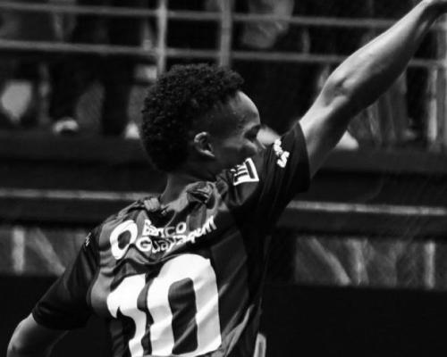 El jugador fue alcanzado por una bala perdida durante un tiroteo