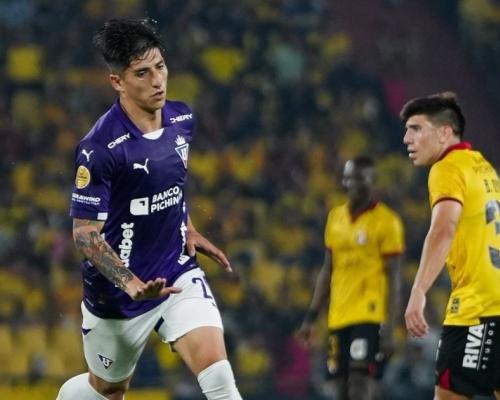 El gol de la victoria ante Barcelona fue anotado por el chileno Fernando Cornejo