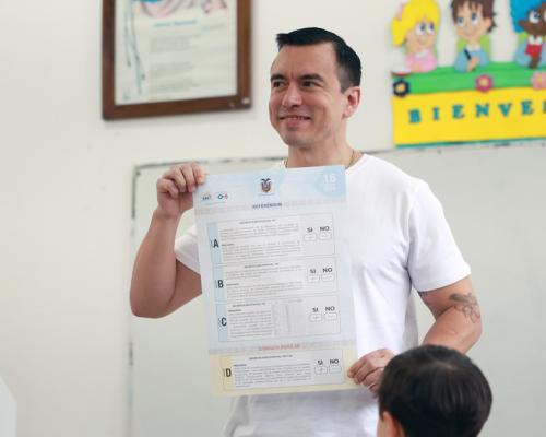 Noboa llegó al poder en 2023 para completar el período de Guillermo Lasso (2021-2025) y este año logró la reelección hasta 2029