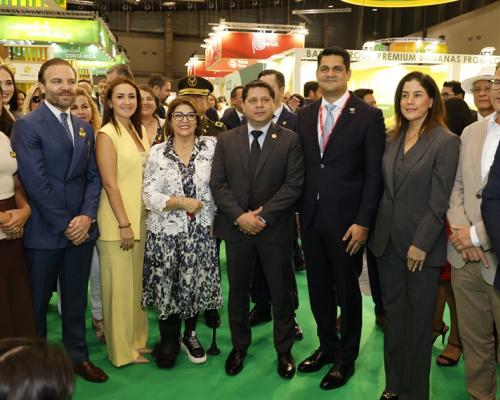Unos 100 millones de dólares el gasto que el sector bananero de Ecuador debe invertir al año para protegerse del narcotráfico