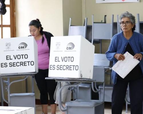Subrayó que los términos y plazos presidenciales deben cumplirse sin presiones ni amenazas / Foto: cortesía Presidencia 