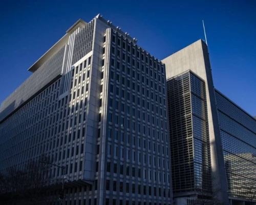 El financiamiento busca mejorar competitividad, transparencia y sostenibilidad del sector minero, además de generar empleo y fortalecer la institucionalidad en el país.