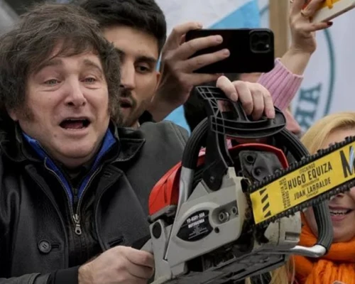 El país sudamericano gana protagonismo global por su potencial en cobre y litio, atrayendo inversiones y el interés de grandes compañías en medio de cambios económicos y regulatorios.