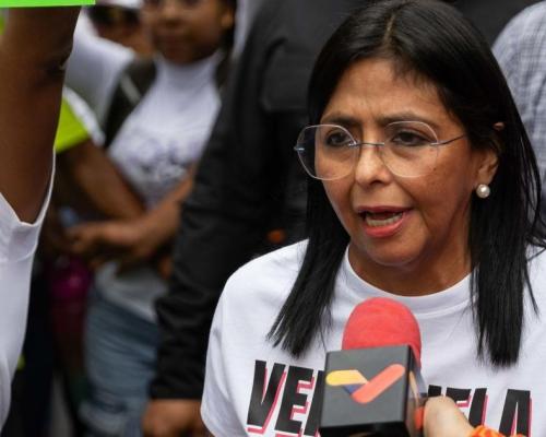 La vicepresidenta ejecutiva de Venezuela, Delcy Rodríguez llamó "narcopresidente" al Daniel Noboa 