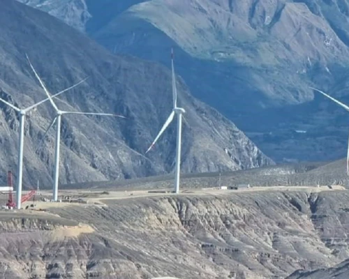 El aumento del costo de la electricidad en el mercado spot, que llegó a cuadruplicar valores habituales, expone la fragilidad del sistema energético peruano y acelera la discusión sobre diversificación y almacenamiento.