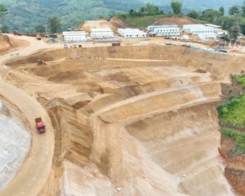 Si los cronogramas se cumplen, El Domo sería la próxima mina industrial en iniciar producción en el país