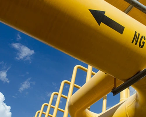 El aumento de importaciones de gas natural en Colombia marca un cambio estructural en el modelo energético y podría elevar tarifas en los próximos años, poniendo en riesgo el sistema energético.