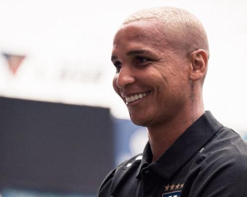 La vinculación se dio con el aval del entrenador del equipo, el brasileño Tiago Nunes