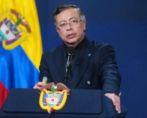El Gobierno y expertos sostienen que ese organismo no tiene facultades para apartar al mandatario del cargo