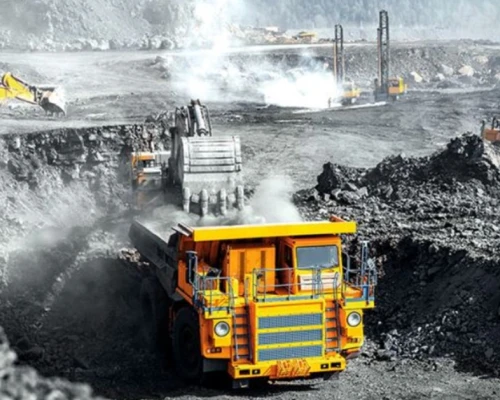 Víctor Gobitz advirtió que Perú necesita acelerar obras de infraestructura y agilizar permisos para atraer inversiones mineras frente al avance competitivo de países como Ecuador, Chile y Argentina.