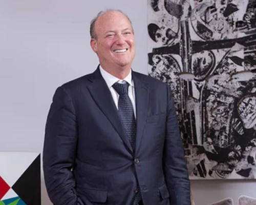 El empresario peruano Eduardo Hochschild aparece como el único representante del país en el ranking global de multimillonarios elaborado por la revista Forbes.