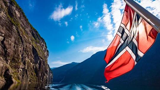 Un análisis basado en indicadores macroeconómicos ubica a Noruega como la selección con mejor desempeño económico entre los países clasificados al Mundial 2026. 