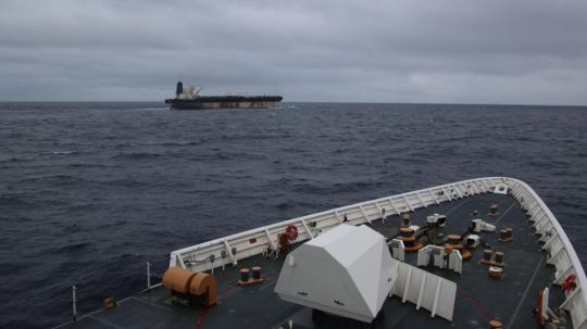 Un funcionario estadounidense aseguró a The New York Times que el buque navegaba falsamente bajo una bandera de Camerún