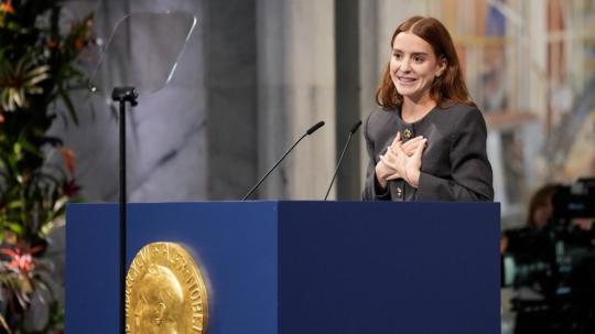 Machado dedicó este miércoles el Nobel de la Paz por medio de su hija, Ana Corina Sosa
