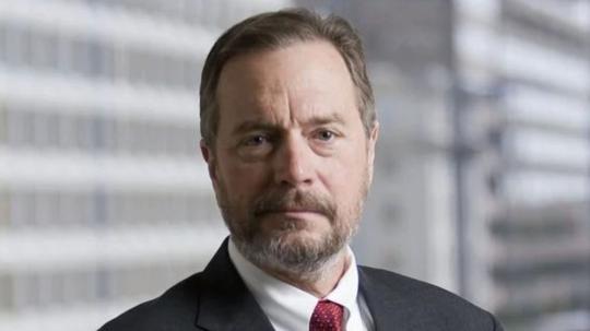 Jurado de EE. UU. condenó a Terrence Collingsworth a pagar $ 256 millones por violaciones a la ley RICO contra la minera estadounidense