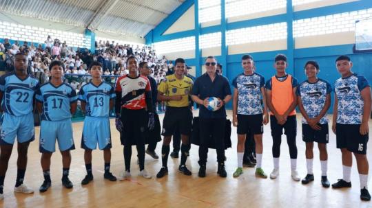 El mandatario señaló que el respaldo a los deportistas debe ir acompañado de gestión transparente y eficiente por parte de las autoridades del sector