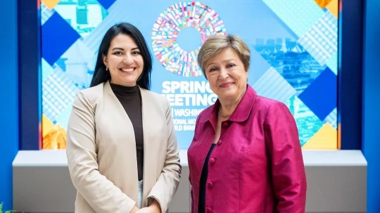 El organismo respalda las medidas del gobierno de Daniel Noboa, mientras evalúa un nuevo desembolso cercano a USD 400 millones