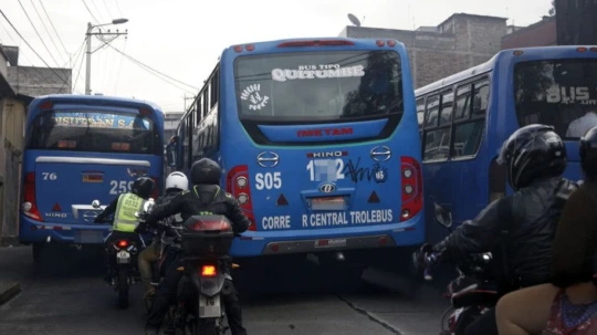 La medida arranca este 5 de mayo y limitará la circulación del servicio público a un rango de 11 horas diarias