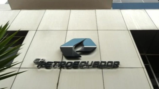 La mayor parte de la deuda corresponde a Petroecuador, con más de USD 800 millones pendientes