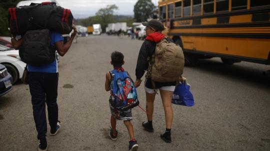 Entre enero y mayo, más de 10.200 migrantes, en su mayoría venezolanos, han regresado caminando por el Darién