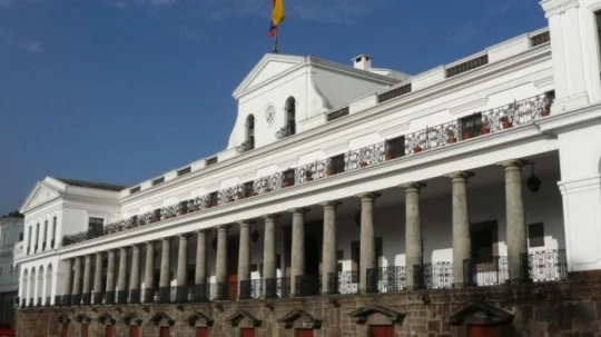 Analistas señalan que la reducción del indicador no necesariamente refleja avances en otros ámbitos del país