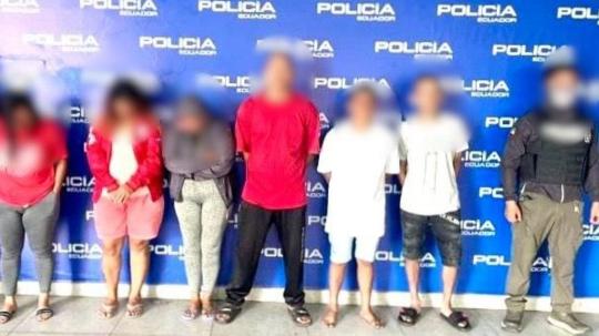 La mujer proporcionaba información sensible e intervenía en los procesos legales a favor de esta estructura delictiva