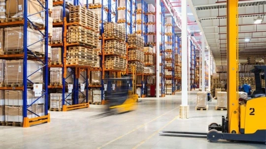 El tipo de madera tropical utilizada en Ecuador otorga una ventaja comparativa difícil de replicar por productores locales en ese país