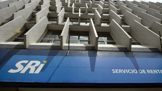 Uno de los cambios más relevantes es el aumento de la retención del 2 % al 3 % para varios servicios financieros 