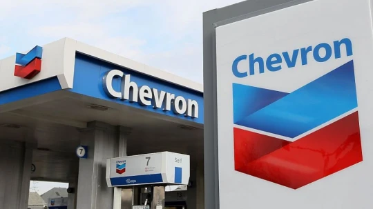 El CEO global de Chevron destacó el potencial energético de Argentina y respaldó las políticas económicas para atraer inversión.