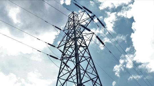 Especialistas consideran necesario retomar el diálogo bilateral para restablecer los flujos de energía