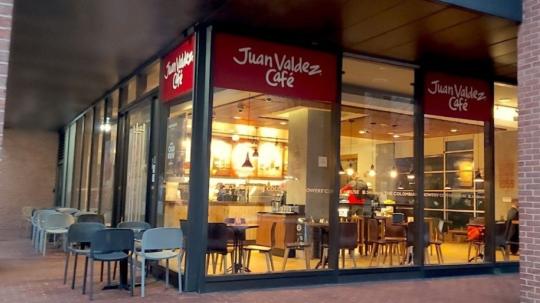 El próximo viernes abrirán la primera tienda en un aeropuerto de Palma de Mallorca