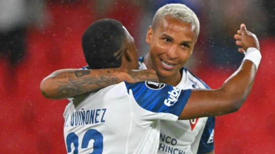 LDU sumó una victoria sólida ante Mirassol, mientras Barcelona SC fue superado con claridad por Boca Juniors en Buenos Aires.