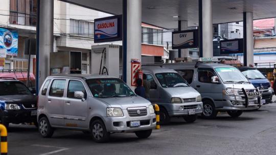 También autoriza la importación privada de combustibles para enfrentar inflación, escasez y reactivar la economía