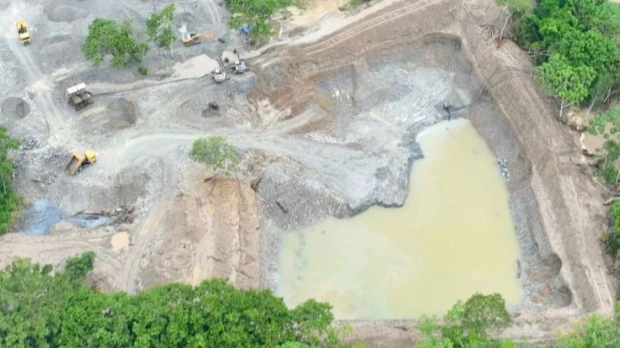 Operativo contra la minería ilegal en Zamora Chinchipe dejó 12 detenidos