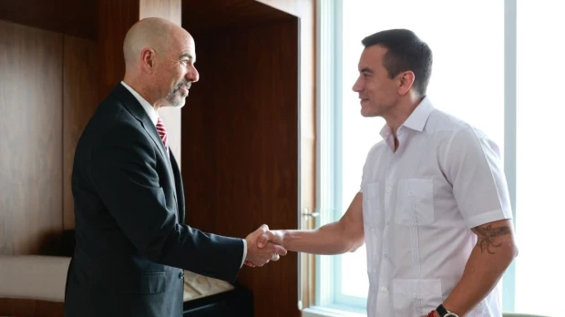 El secretario general de la organización, Haitham Al Ghais, se reunió con Fernando Santos, ministro de Energía y Mina / Foto: EFE