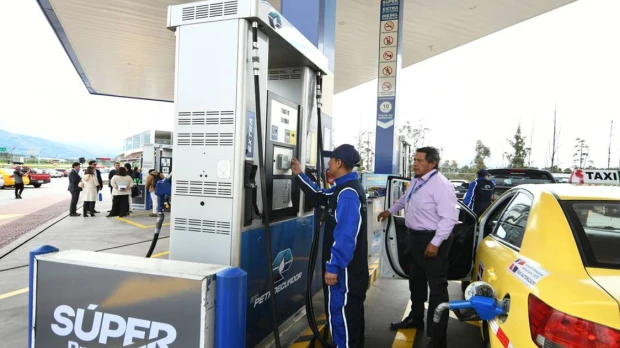El precio de gasolina Súper subió y la EcoPlus bajó