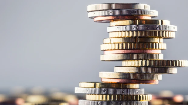 La Policía detuvo a un colombiano por falsificación de monedas